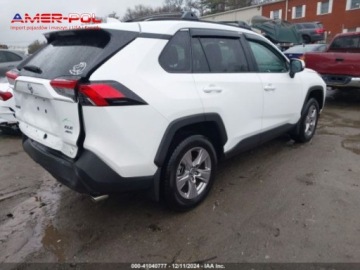 Toyota 2024 Toyota RAV4 2024 Toyota RAV4 XLE AWD (Natl) 2.5 Benzyna 203KM, zdjęcie 4