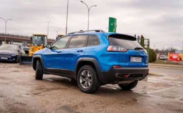 Jeep Cherokee V 2019 Jeep Cherokee Jeep Cherokee V KL 3.2 Trailhawk 4X4 272KM 3.2 Benzyna, zdjęcie 7