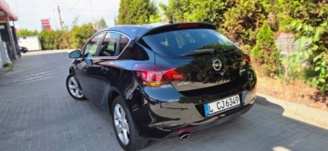 Opel Astra J Hatchback 5d 1.4 Turbo ECOTEC 140KM 2012 Opel Astra 1.4 Benzyna 140 KM Klima PdC Import Raty Oplaty 1.4 Benzyna, zdjęcie 10