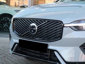 Volvo XC60 II 2026 VOLVO XC60 B5 B AWD Ultra Dark Suv 2.0 (264KM) 2026, zdjęcie 1