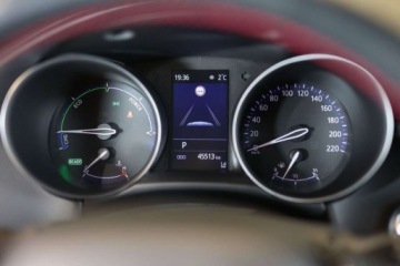 Toyota C-HR I Crossover Facelifting 1.8 Hybrid 122KM 2023 Toyota C-HR 1.8 Hybrid GPF GR Sport 1.8 Hybryda 122KM, zdjęcie 5