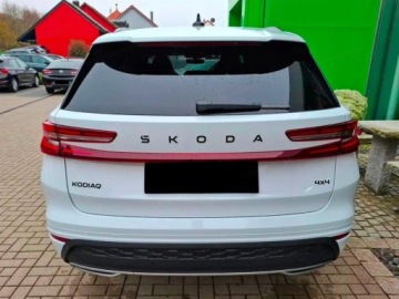 Skoda Kodiaq II SUV 2.0 TDI SCR 193KM 2026 SKODA Kodiaq Sportline 2.0 TDI DSG 4x4 7os. Suv 193KM 2026, zdjęcie 3