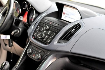 Opel Zafira C Tourer 2.0 CDTI ECOTEC 130KM 2013 Opel Zafira Cosmo 2,0 CDTi 130Km Bi-Xenon Ledy, zdjęcie 18