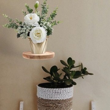 Книжные полки Небольшая плавающая полка, закрепленная на стене.