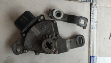 TOYOTA CZUJNIK SKRZYNI BIEGÓW 89451-10010