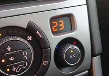 Peugeot 308 I SW Facelifting 1.6 VTI 120KM 2012 Peugeot 308 Zarejestrowany - Ubezpieczony - 1,6 - 120 km 1.6 Benzyna 120KM, zdjęcie 32