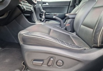Kia Sportage IV SUV Facelifting 1.6 GDI 132KM 2019 Kia Sportage 1.6 GDI, Business Line Plus, pelny serwis ASO 1.6 Benzyna, zdjęcie 14
