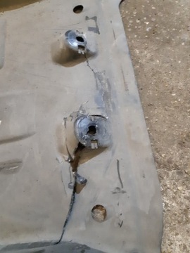 AUDI Q5 8R КРЫШКА ПАНЕЛЬ ПОЛА ШАССИ СПРАВА 8R0825208B