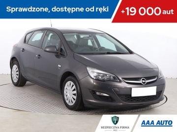Opel Astra J Hatchback 5d Facelifting 1.6 Twinport ECOTEC 115KM 2014 Opel Astra 1.6 16V, Salon Polska, Klima, Tempomat