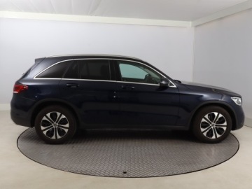 Mercedes GLC C253 SUV Facelifting 2.0 200d 163KM 2021 Mercedes GLC GLC 200 d 4MATIC, Salon Polska, zdjęcie 5