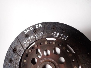 ДИСК СЦЕПЛЕНИЯ SKODA OCTAVIA 1.9TDI БУДУТ ЗАМЕНЕН ИЗ ДВОЙНОЙ МАССЫ