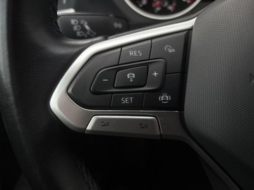 Volkswagen Tiguan II SUV Facelifting 1.5 TSI 150KM 2021 Volkswagen Tiguan 1.5TSI 150KM Life (Salon PL, 1 w, zdjęcie 17