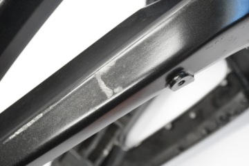 SUZUKI GSR 600 06-10 Задний рычаг подвески + ось