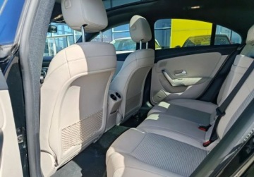 Mercedes CLA C118/X118 Coupe 2.0 220 190KM 2019 Mercedes-Benz CLA Salon Polska. Bezwypadkowy 2.0 Benzyna 190KM, zdjęcie 13