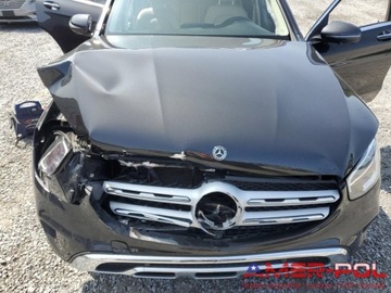 Mercedes GLC C253 2020 Mercedes-Benz GLC _300_4Matic_2.0 L_255 km_2020r_Mala szkoda 2.0 Benzyna, zdjęcie 11