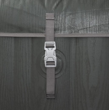 Бассейн с гидромассажем в саду, большой спа-центр Маврикий AirJet Bestway 60067