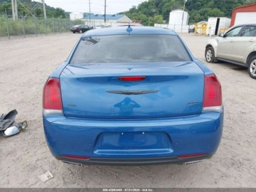 Chrysler 300C II 2023 Chrysler 300 Touring L 2023 3.6l 3.6 Benzyna 292KM, zdjęcie 4