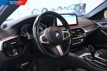 BMW Seria 5 G30-G31 Limuzyna Facelifting 2.0 520i 184KM 2022 BMW Seria 5 520iFV23M Pakiet SportowyFotel Sportowy 2.0 Benzyna 184KM, zdjęcie 5