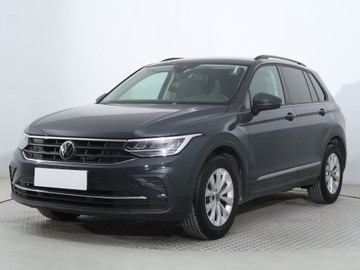Volkswagen Tiguan II SUV Facelifting 1.5 TSI 150KM 2022 VW Tiguan 1.5 TSI, Salon Polska, 1. Właściciel, zdjęcie 1