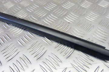 LIŠTA PŘEDNÍCH LEVÝCH DVEŘE TOYOTA PRIUS (_W5_) 7572047040 1.8L HYBRID