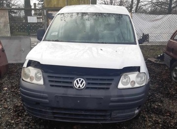 Volkswagen Caddy III 2008r LAMPA LEWY PRZÓD VW