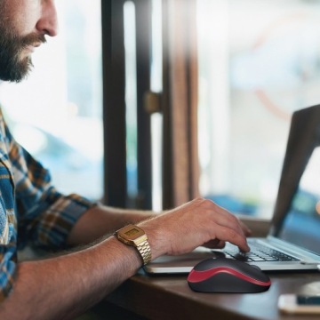 Мышь LOGITECH M185, красная, 1000 точек на дюйм