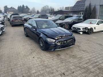 Mercedes Klasa E W213 Limuzyna Facelifting 2.9 E400d 330KM 2020 Mercedes E 400 4Matic Kamery360 Panorama Pamięć, zdjęcie 3