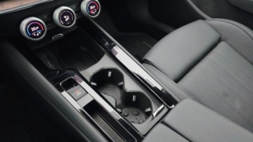 Skoda Superb IV Liftback 2.0 TSI 204KM 2025 Skoda Superb 2,0TSI 204KM ACC Hak L&amp;K Kamera Canto, zdjęcie 36