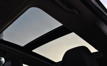 Honda HR-V II SUV 1.5 i-VTEC 130KM 2016 Honda HR-V Benzyna Panorama Klimatyzacja Kamera 1.5 Benzyna 130KM, zdjęcie 34