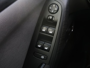 Citroen Grand C4 Picasso II Grand Picasso 2.0 BlueHDi 150KM 2014 Citroen C4 Grand Picasso 2.0 HDI, Salon Polska, zdjęcie 15