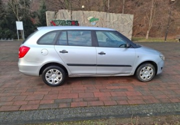 Skoda Fabia II Kombi Facelifting 1.6 TDI CR DPF 90KM 2011 Skoda Fabia Super stan klima 1.6 Diesel 90KM, zdjęcie 5