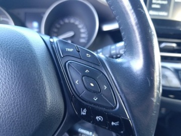 Toyota C-HR I Crossover Facelifting 2.0 Hybrid Dynamic Force 184KM 2020 Toyota C-HR 2.0 Hybrid Selection Toyota C-HR 2.0, zdjęcie 29