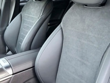 Mercedes GLC C254/X254 Coupe 2.0 200 204KM 2025 MERCEDES-BENZ GLC 200 4-Matic AMG Line 2.0 (204KM) 2025, zdjęcie 3