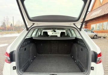 Skoda Superb III Kombi Facelifting 2.0 TDI SCR 150KM 2021 Skoda Superb Skoda Superb 2.0 TDI SCR Ambition 2.0 Diesel 150KM, zdjęcie 28