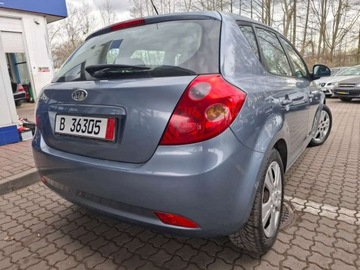 Kia Ceed I Hatchback 1.4 109KM 2007 Kia Ceed Piekna klimatyzacja bez rdzy 1.4 Benzyna 109KM, zdjęcie 12