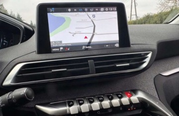 Peugeot 3008 II Crossover 1.5 BlueHDI 130KM 2020 Peugeot 3008 Led Skora Ambiente Kamera LineAssist Pamieci Alu18 Serwis Gwa, zdjęcie 17