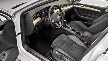 Volkswagen Passat B8 Variant Facelifting 2.0 TDI SCR 200KM 2023 Volkswagen Passat 2.0TDI 200KM ACC SalonPL Kamera, zdjęcie 7