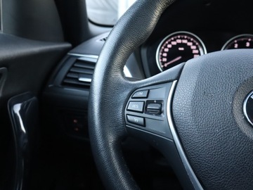 BMW Seria 1 F20-F21 Hatchback 5d Facelifting 2015 116d 116KM 2017 BMW 1 116d, Automat, Skóra, Navi, Klima, zdjęcie 16