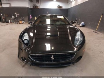 Ferrari California 2011 Ferrari California 2011 4.3 Benzyna 453KM, zdjęcie 7