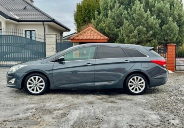 Hyundai i40 Kombi 1.7 CRDi HIGH 136KM 2012 Hyundai i40 1.7 CRDI Navi PDC LED tempomat 1.7 Diesel 136KM, zdjęcie 2