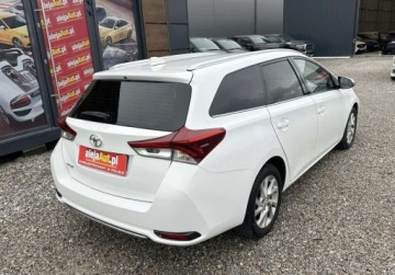 Toyota Auris II Touring Sports Facelifting 1.6 D-4D 112KM 2017 Toyota Auris 1.6 D 112 KM 135.000 km 2017r Warszawa 1.6 Diesel, zdjęcie 3