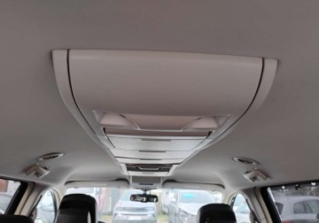 Chrysler Grand Voyager 2.8 CRD 163KM 2010 Chrysler Grand Voyager 2010r, 2.8 DIESEL. AUTOMAT. Uszkodzony tyl. Jezdzi, zdjęcie 21