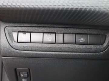 Peugeot 2008 I SUV Facelifting 1.2 PureTech 110KM 2018 Peugeot 2008 1.2 PureTech, Salon Polska, zdjęcie 16