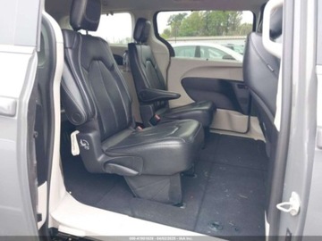 Chrysler Pacifica II 2022 Chrysler Pacifica Touring L 2022 3.6l 3.6 Benzyna 287KM, zdjęcie 12