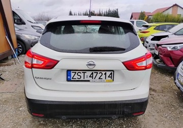 Nissan Qashqai II Crossover 1.2 DIG-T 115KM 2015 Nissan Qashqai 2015r, Salonowy, 1.2 Benzyna. Uszkodzony. Poobijany. Jezdzi., zdjęcie 19