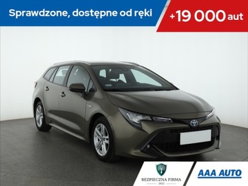 Toyota Corolla XII TS Kombi 1.8 Hybrid 122KM 2019 Toyota Corolla 1.8 Hybrid, Salon Polska