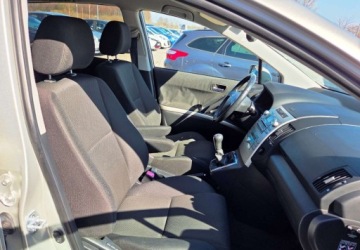 Toyota Corolla Verso E120 1.8 VVT-i 130KM 2006 Toyota Corolla Verso 1,8 Ben 130 KM 1.8 Benzyna 130KM, zdjęcie 11