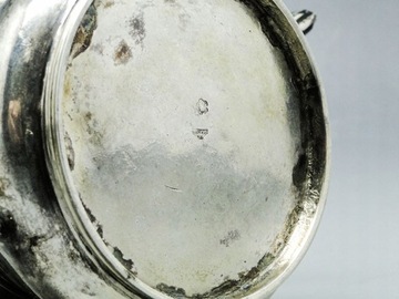 AI7 Серебряная сахарница XIX века из Австро-Венгрии.