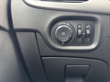 Opel Astra K Hatchback Facelifting 1.2 Turbo 110KM 2019 Opel Astra V 1.2 T Edition S&amp;S K (2015-2021) Opel, zdjęcie 17