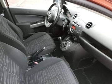 Mazda 2 II Hatchback 5d 1.3 75KM 2010 Mazda 2 1.3 PROSTA benzyna 5 DRZWI klimatyzacja piekny kolor 1.3 Benzyna, zdjęcie 34